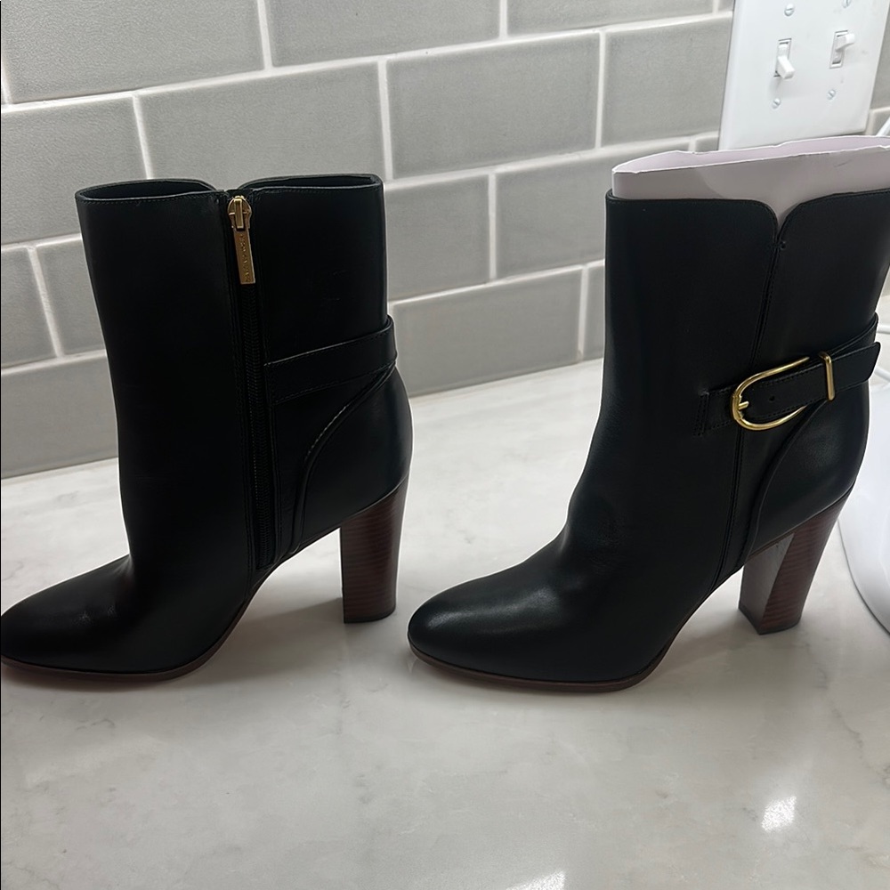 Veronica Beard black booties